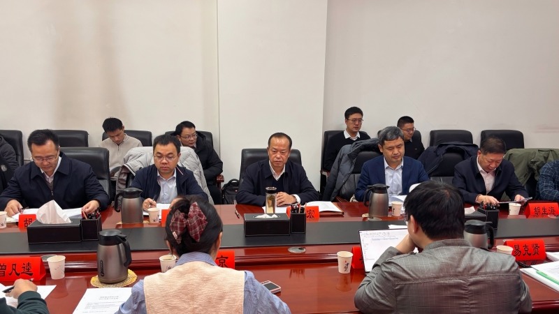 聚焦西部沙生作物产业瓶颈 共商提质增效技术路径