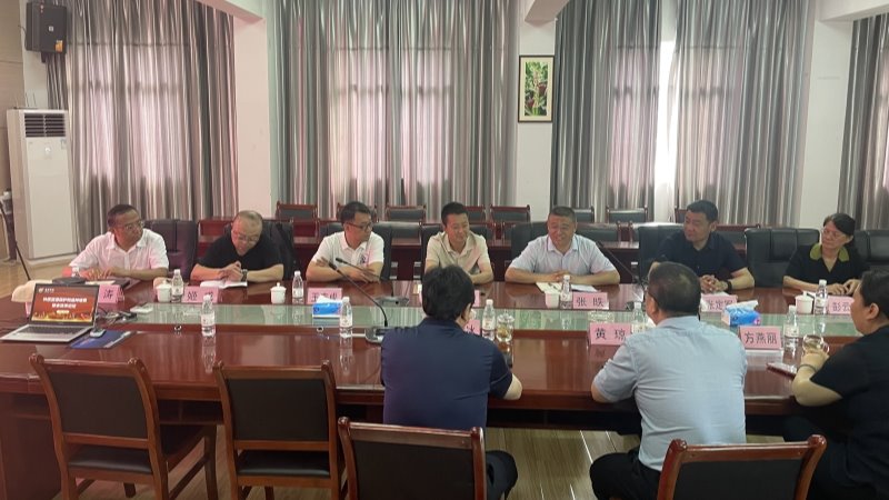 院党委书记刘国汉一行赴湖北参加种质资源保护和品种培育联合攻关论坛